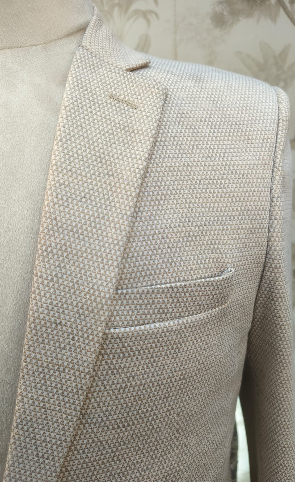 MetroFlex Smart Blazer
-Beige | Waak