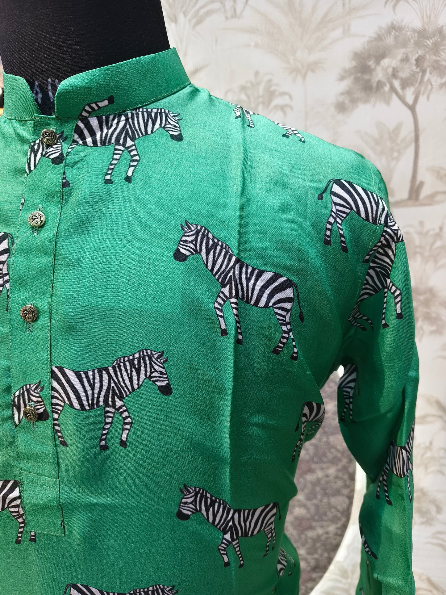 Green Zebra Print Kurta Set in Silk | Waak