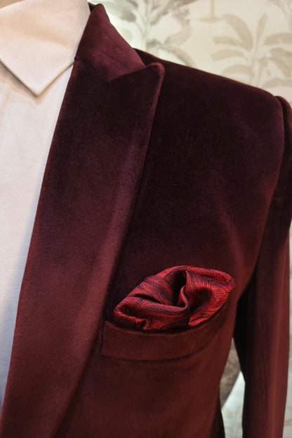 No Noise Rich Blazer -Maroon
-Maroon| Waak