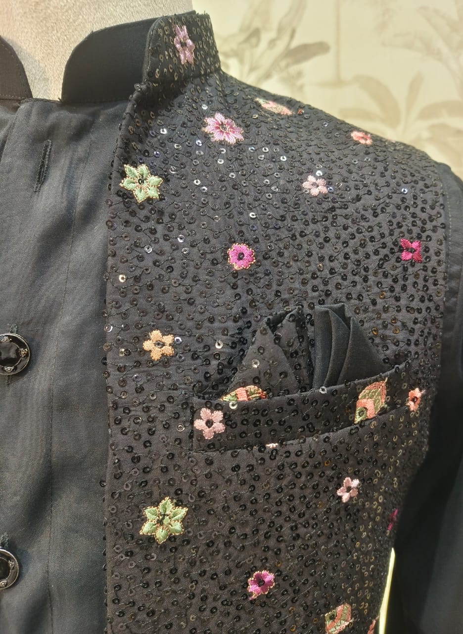 Eshan Signature Celebration Waistcoat and Kurta Set | Waak